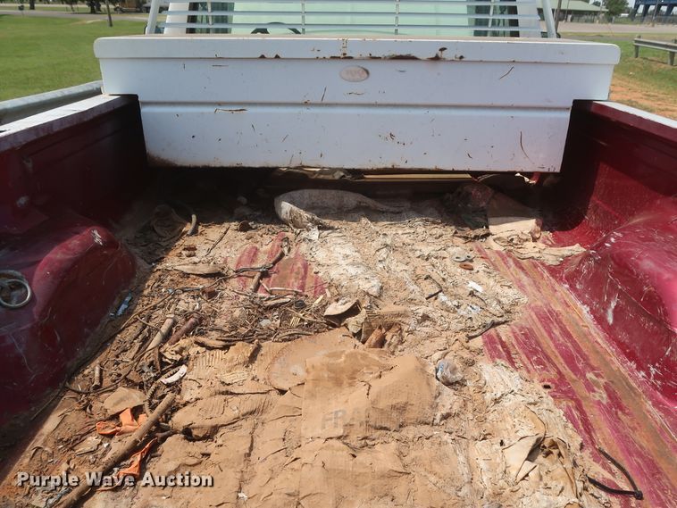 image for item HB9403 1995 Ford F150  pickup truck