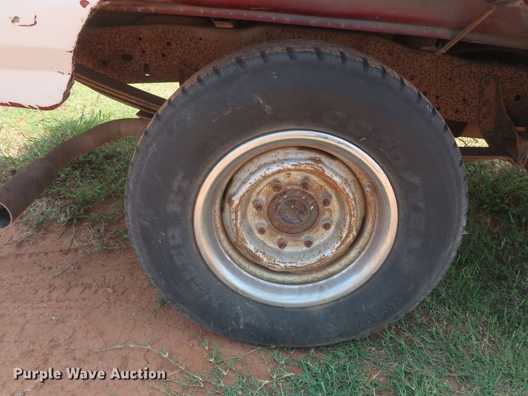 image for item HB9403 1995 Ford F150  pickup truck