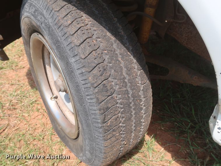 image for item HB9403 1995 Ford F150  pickup truck