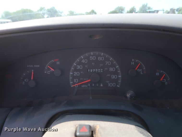 image for item HB9405 1997 Ford F150  pickup truck