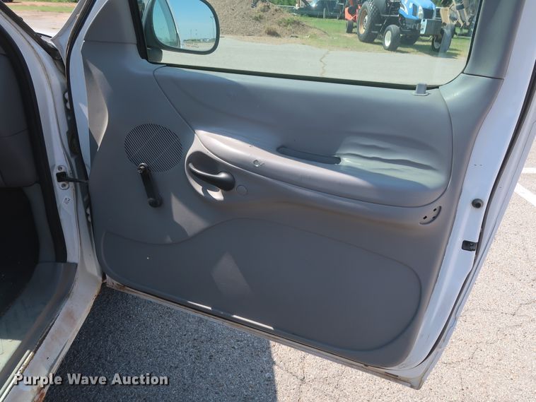 image for item HB9405 1997 Ford F150  pickup truck