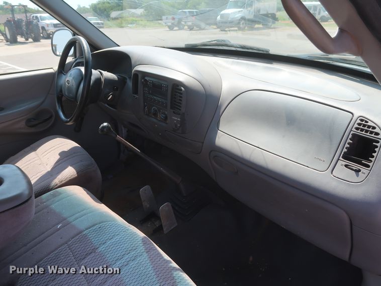 image for item HB9405 1997 Ford F150  pickup truck