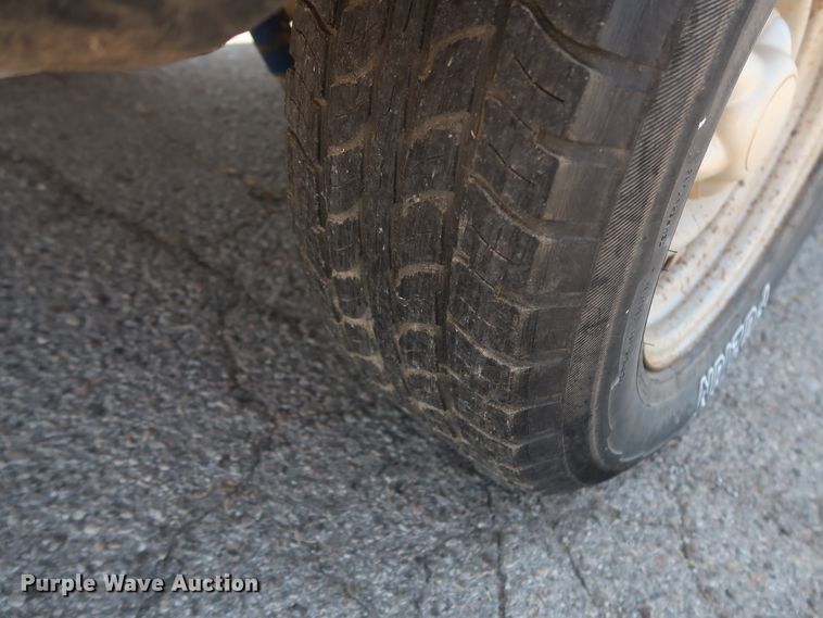 image for item HB9405 1997 Ford F150  pickup truck