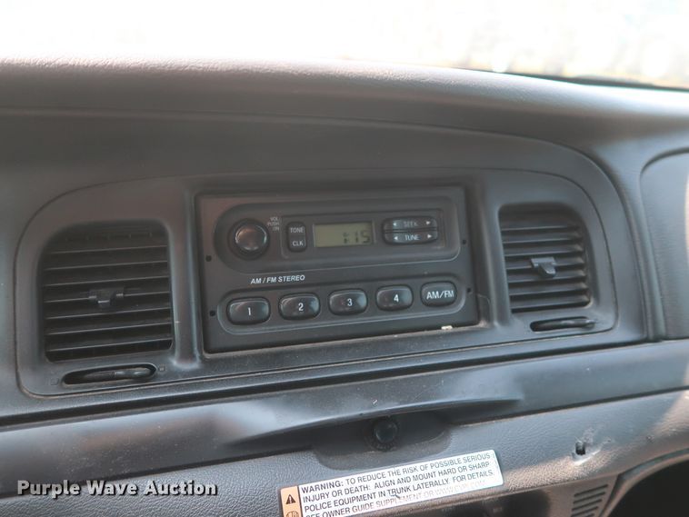 image for item HB9410 2010 Ford Crown Victoria Police Interceptor