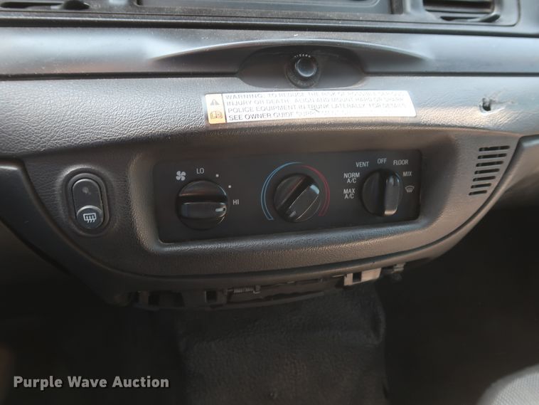 image for item HB9410 2010 Ford Crown Victoria Police Interceptor