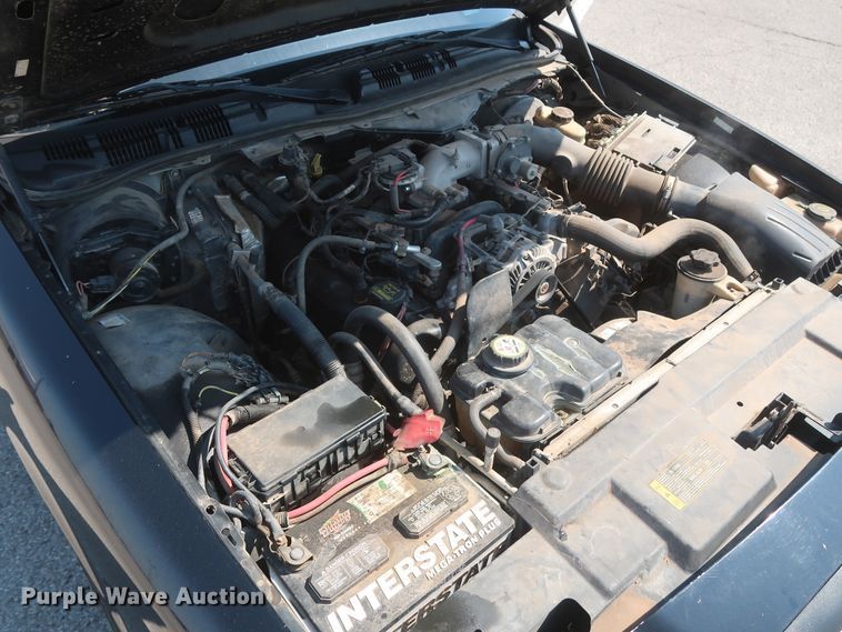 image for item HB9410 2010 Ford Crown Victoria Police Interceptor