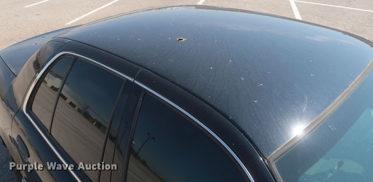 image for item HB9410 2010 Ford Crown Victoria Police Interceptor