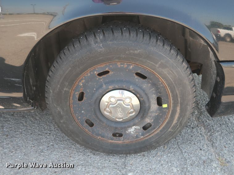 image for item HB9411 2008 Ford Crown Victoria Police Interceptor