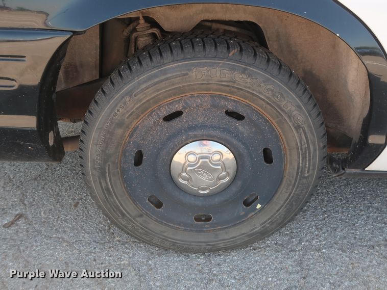 image for item HB9411 2008 Ford Crown Victoria Police Interceptor