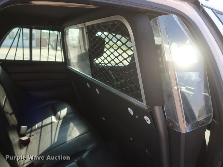 image for item HB9412 2008 Ford Crown Victoria Police Interceptor