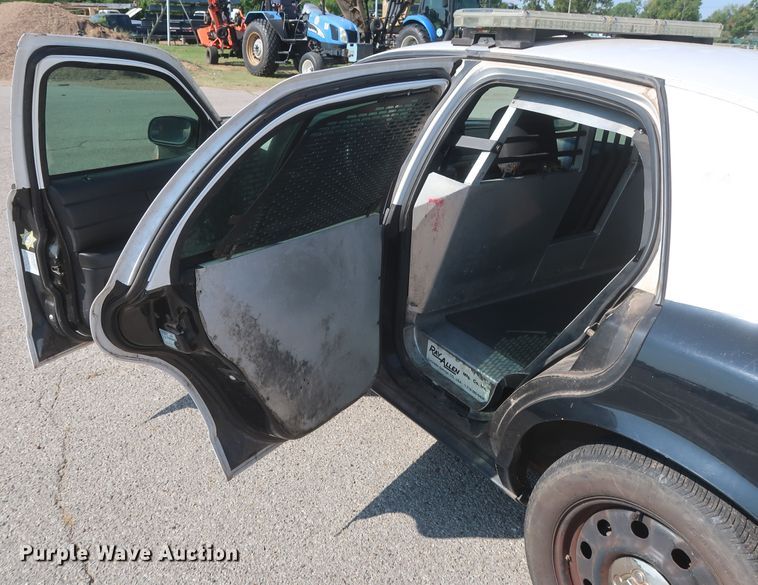 image for item HB9413 2008 Ford Crown Victoria Police Interceptor