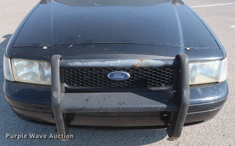 image for item HB9413 2008 Ford Crown Victoria Police Interceptor