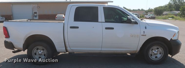 image for item HB9414 2014 Dodge Ram 1500  Crew Cab pickup truck