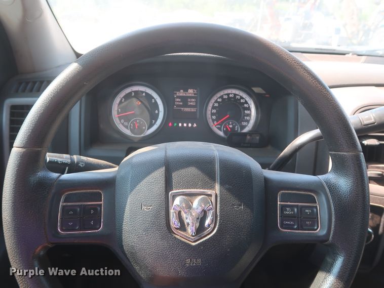 image for item HB9414 2014 Dodge Ram 1500  Crew Cab pickup truck