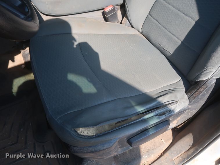 image for item HB9414 2014 Dodge Ram 1500  Crew Cab pickup truck