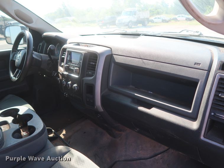 image for item HB9414 2014 Dodge Ram 1500  Crew Cab pickup truck