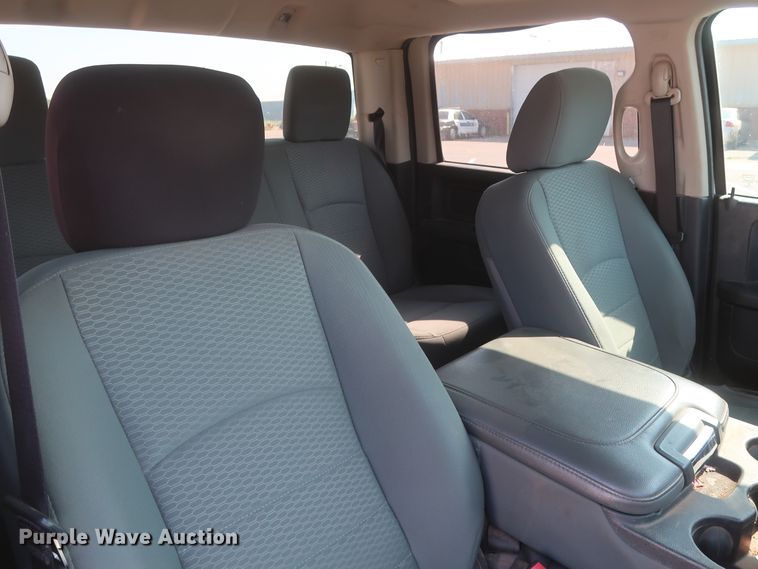 image for item HB9414 2014 Dodge Ram 1500  Crew Cab pickup truck