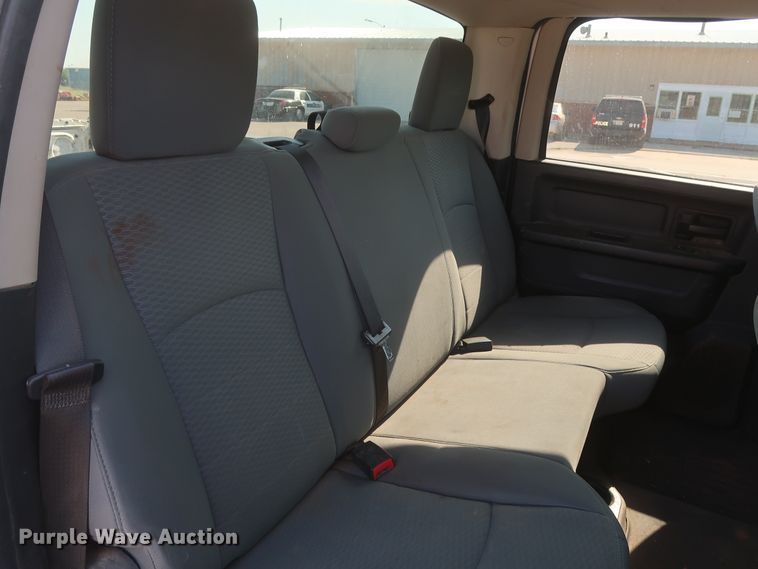 image for item HB9414 2014 Dodge Ram 1500  Crew Cab pickup truck