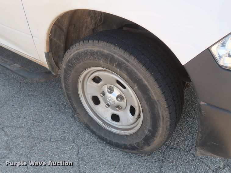 image for item HB9414 2014 Dodge Ram 1500  Crew Cab pickup truck