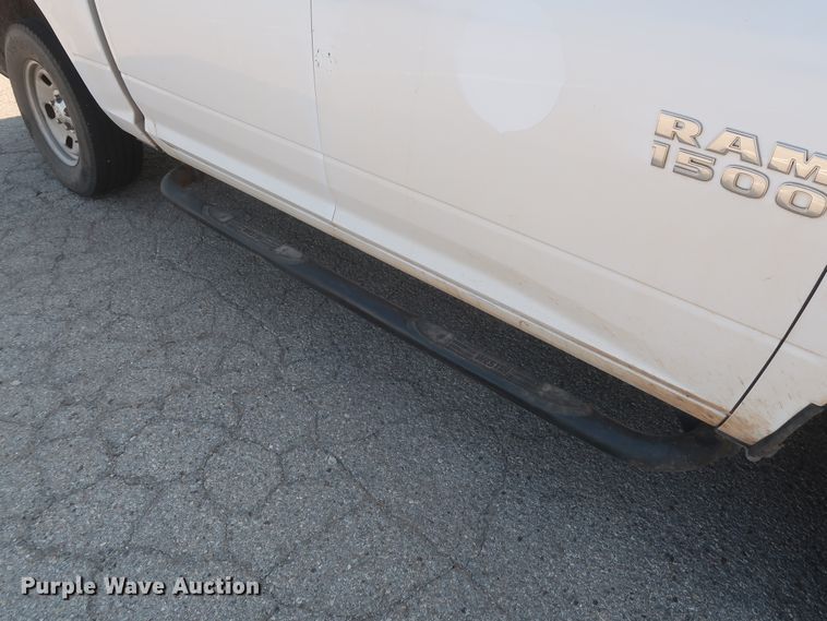 image for item HB9414 2014 Dodge Ram 1500  Crew Cab pickup truck