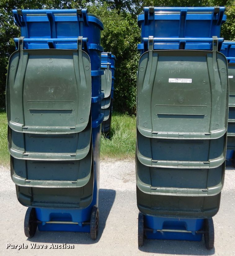 image for item HC9745 (10) trash cans