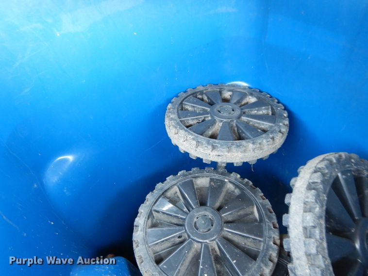 image for item HC9746 (10) trash cans