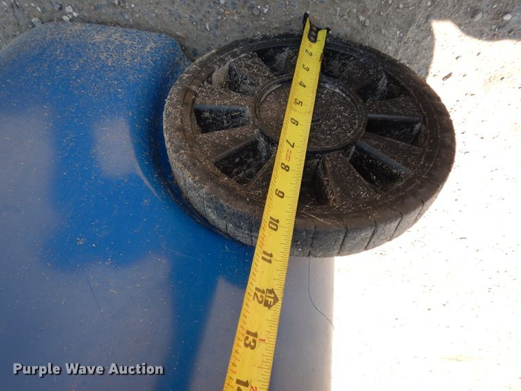 image for item HC9746 (10) trash cans