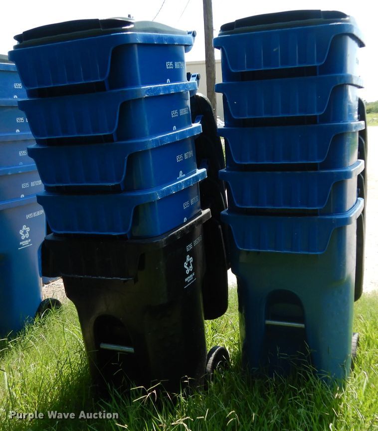 image for item HC9747 (10) trash cans