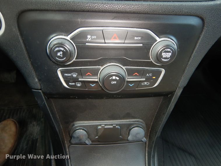 image for item HJ9533 2016 Dodge Charger Police