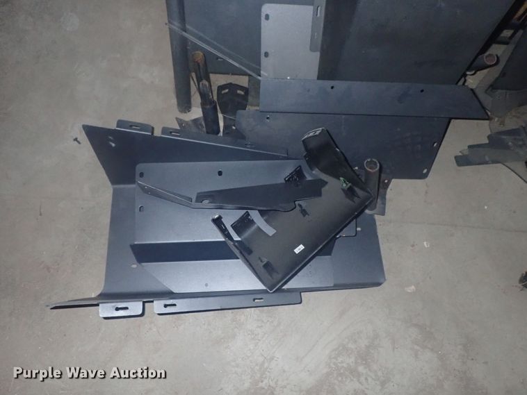 image for item HK9772 (3) cage dividers