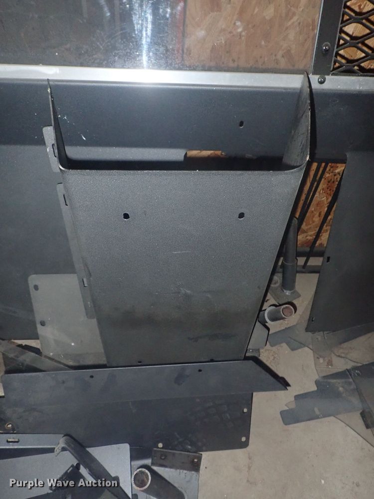 image for item HK9772 (3) cage dividers