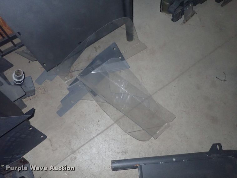 image for item HK9772 (3) cage dividers