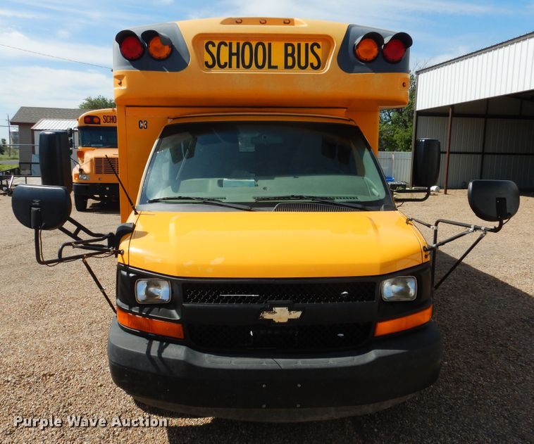 image for item HO9018 2010 Chevrolet Express G4500 CT4 Collins school bus