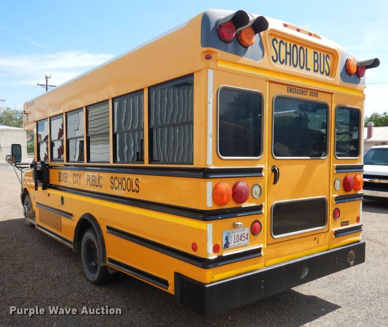 image for item HO9018 2010 Chevrolet Express G4500 CT4 Collins school bus