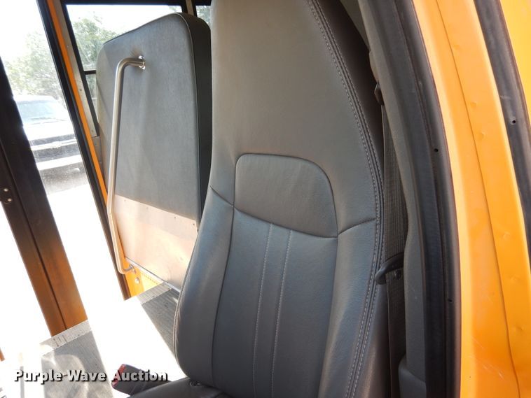 image for item HO9018 2010 Chevrolet Express G4500 CT4 Collins school bus