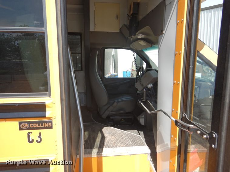 image for item HO9018 2010 Chevrolet Express G4500 CT4 Collins school bus