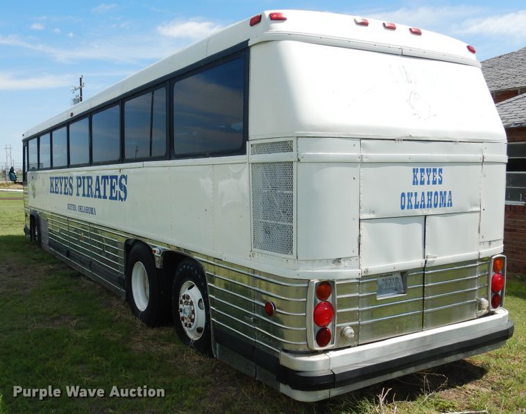 image for item HO9019 1981 MCI MC-9  Crusader coach bus