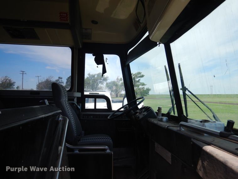 image for item HO9019 1981 MCI MC-9  Crusader coach bus