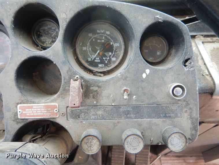 image for item HO9019 1981 MCI MC-9  Crusader coach bus