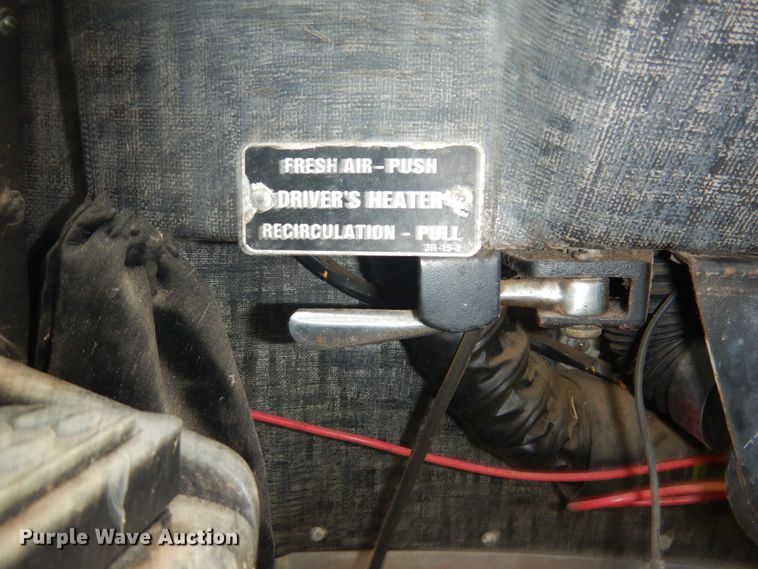 image for item HO9019 1981 MCI MC-9  Crusader coach bus