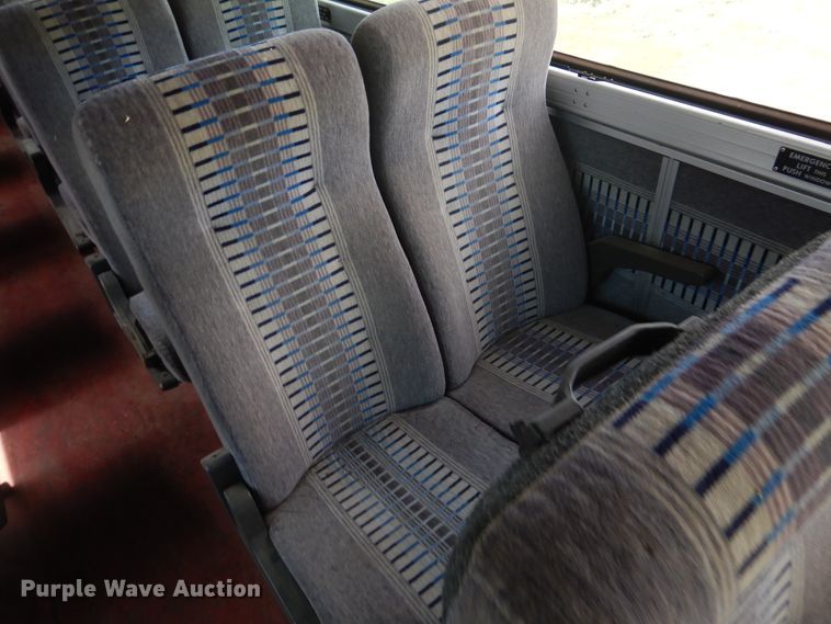 image for item HO9019 1981 MCI MC-9  Crusader coach bus