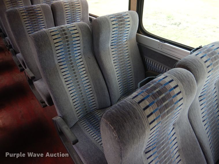 image for item HO9019 1981 MCI MC-9  Crusader coach bus