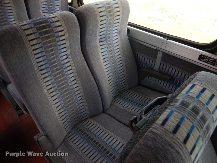 image for item HO9019 1981 MCI MC-9  Crusader coach bus