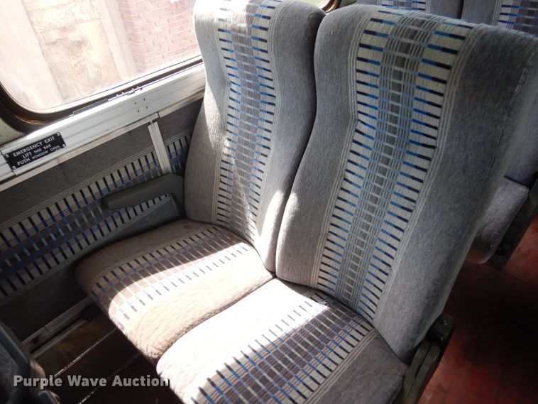 image for item HO9019 1981 MCI MC-9  Crusader coach bus