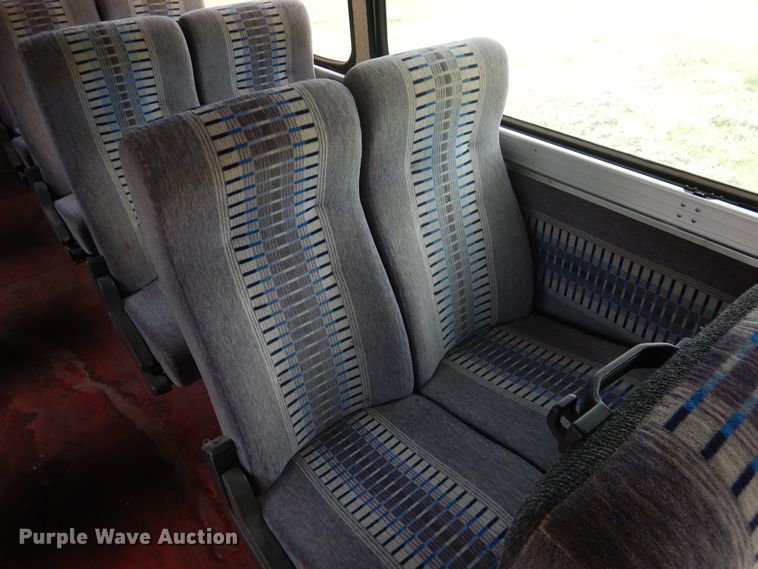 image for item HO9019 1981 MCI MC-9  Crusader coach bus