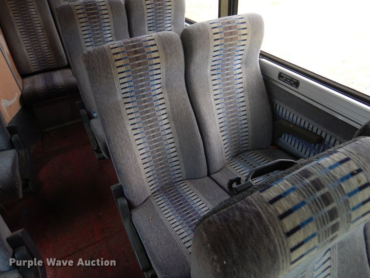 image for item HO9019 1981 MCI MC-9  Crusader coach bus