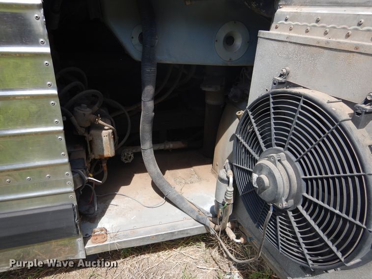 image for item HO9019 1981 MCI MC-9  Crusader coach bus