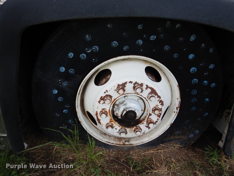 image for item HO9019 1981 MCI MC-9  Crusader coach bus