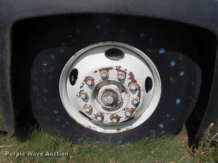 image for item HO9019 1981 MCI MC-9  Crusader coach bus