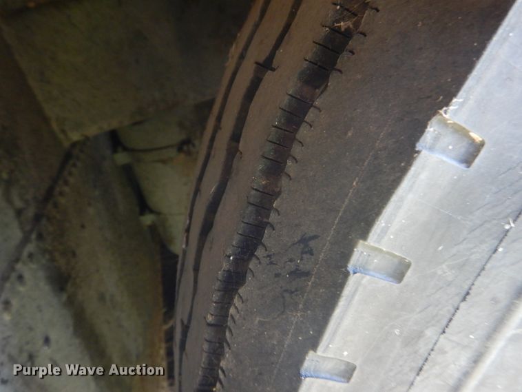 image for item HO9019 1981 MCI MC-9  Crusader coach bus